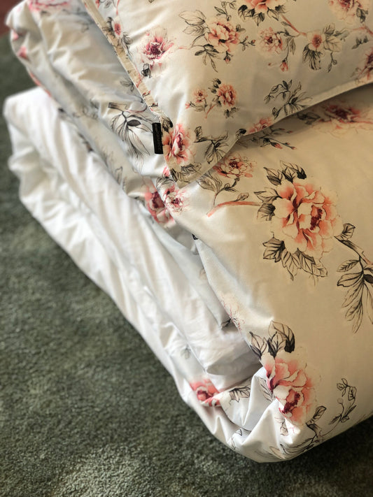 Quilted bedspread roses